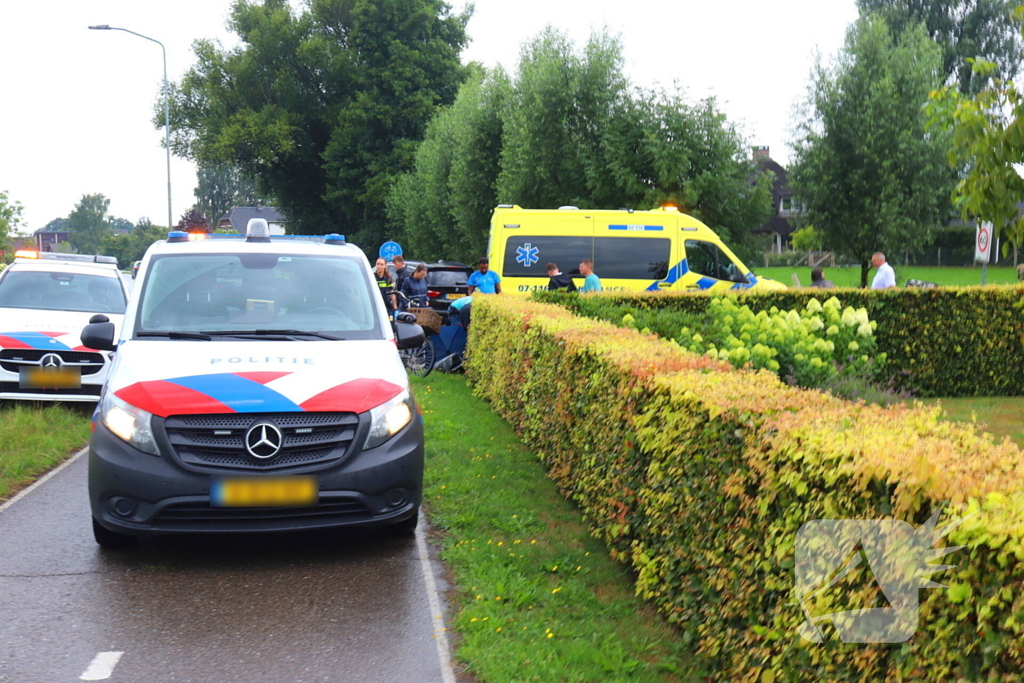 Scooterrijdster gewond bij aanrijding