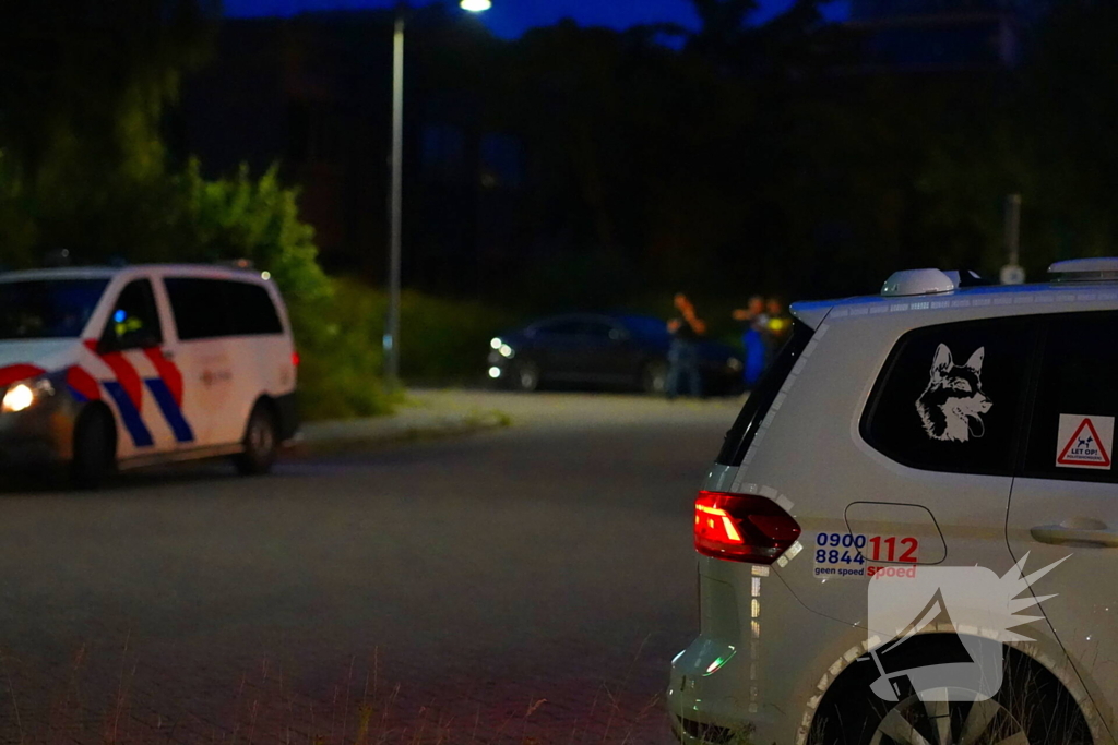 DSI valt woning in flat binnen en houdt verdachte aan