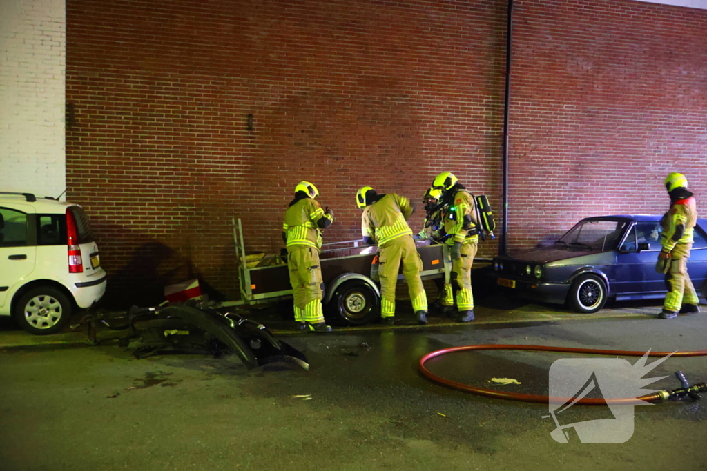 Alerte bewoner meldt vlammen vanaf industrieterrein