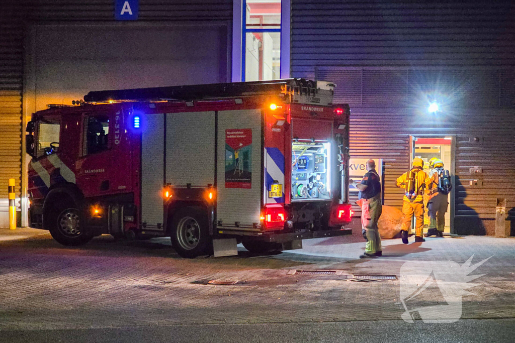 Brand in fabriek snel onder controle