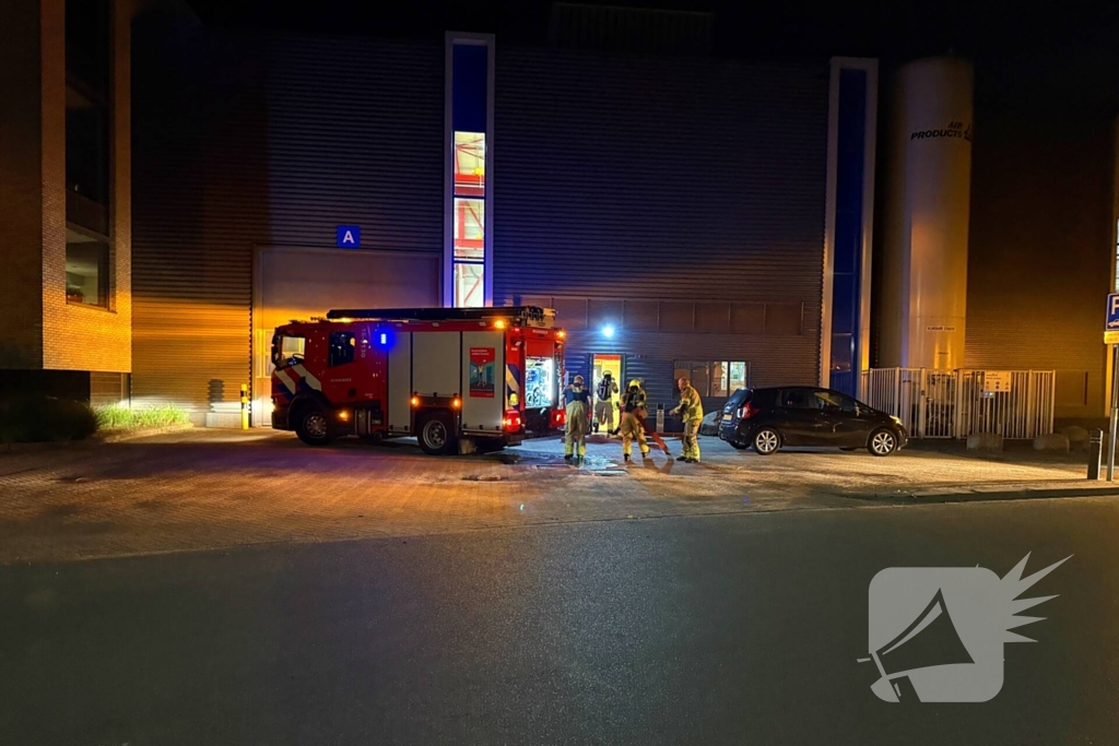 Brand in fabriek snel onder controle