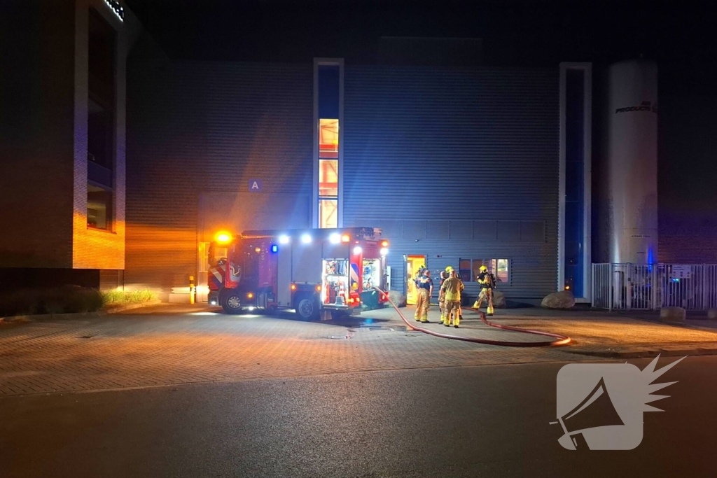 Brand in fabriek snel onder controle
