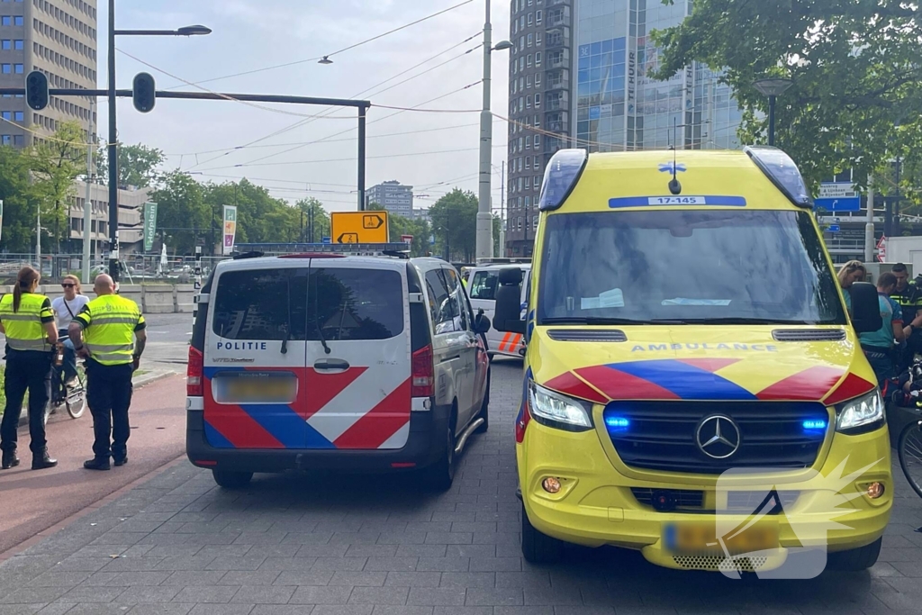 Zwaargewonden na botsing tussen fietser en scooter