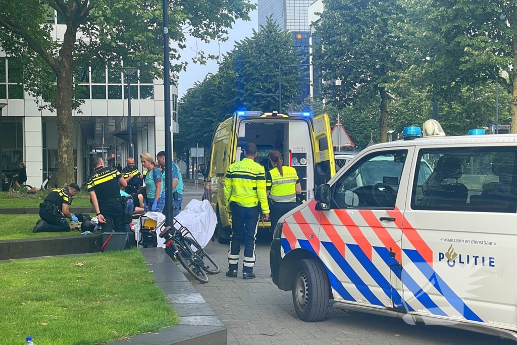 Zwaargewonden na botsing tussen fietser en scooter