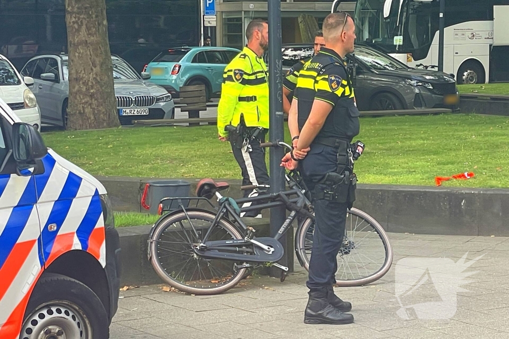 Zwaargewonden na botsing tussen fietser en scooter