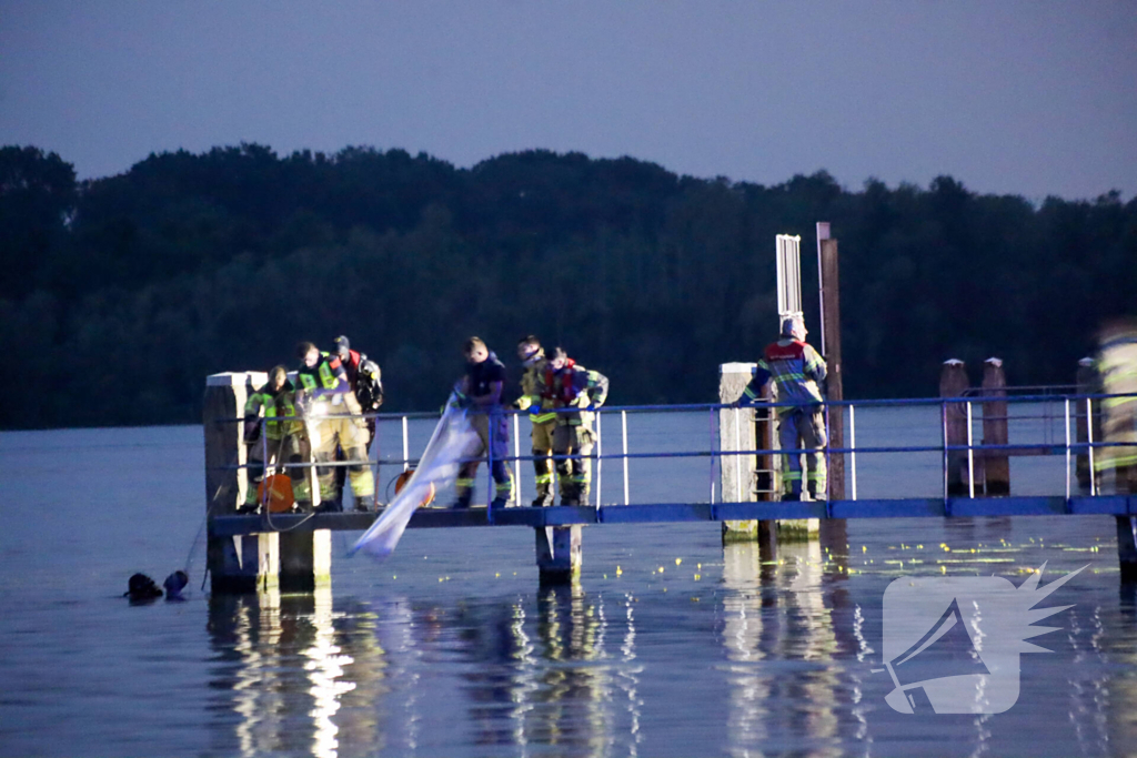 Persoon te water aangetroffen na inzet brandweer