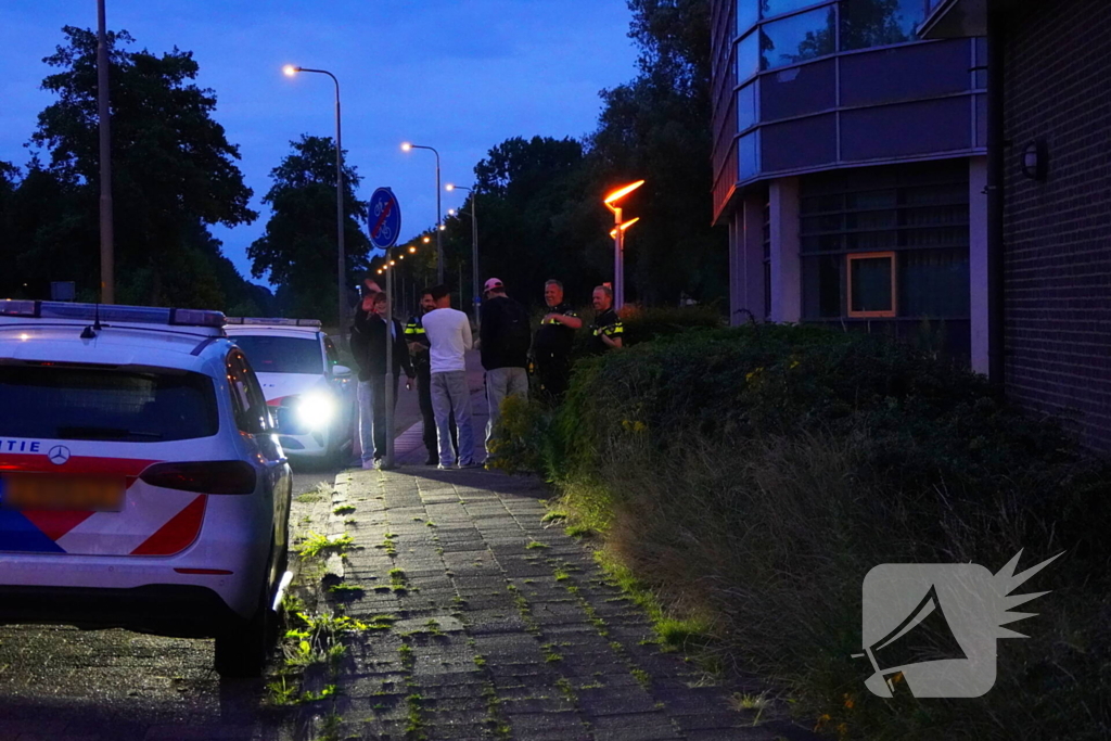 Politie treft baldadige jeugd aan