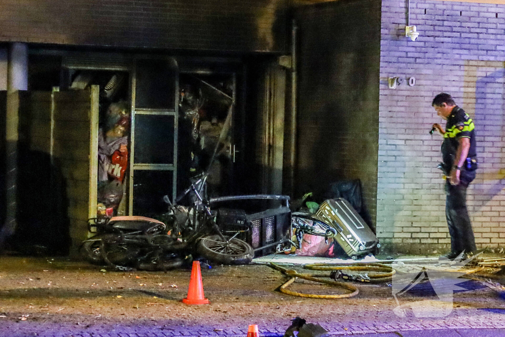 Explosie in woning leidt tot aanzienlijke schade