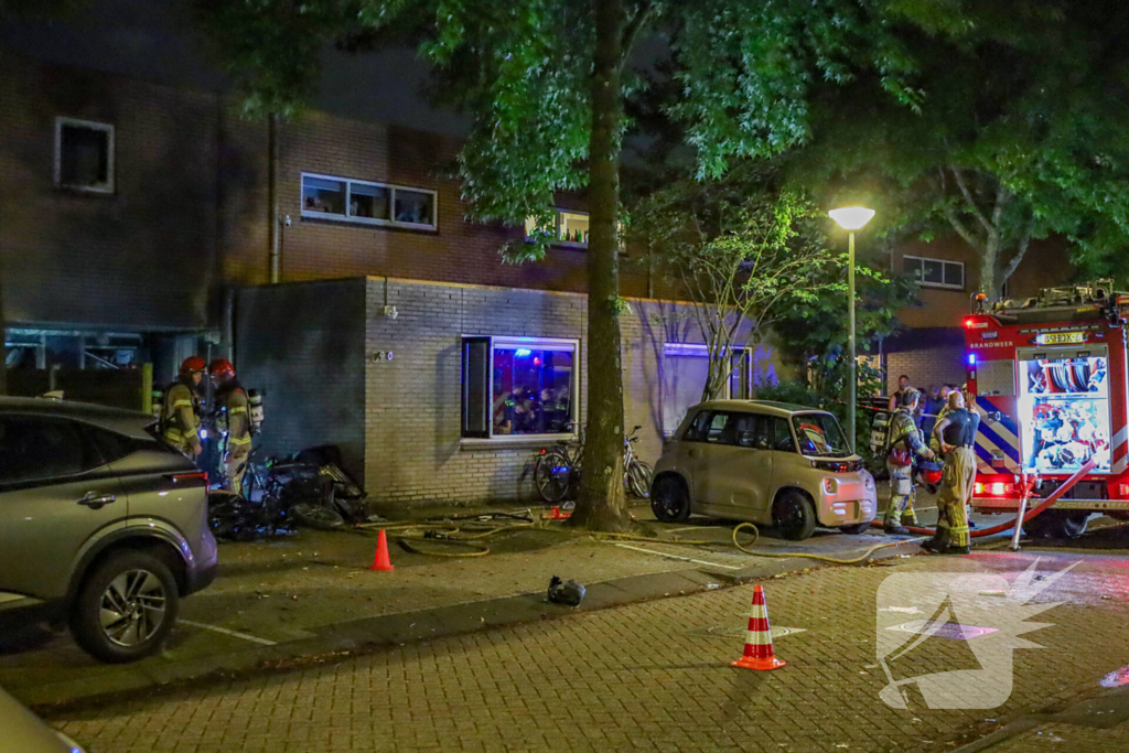 Explosie in woning leidt tot aanzienlijke schade