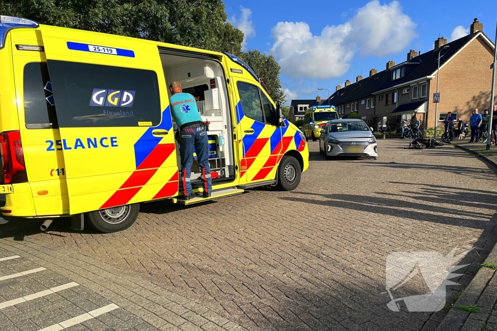 Brommerrijder zwaargewond bij aanrijding