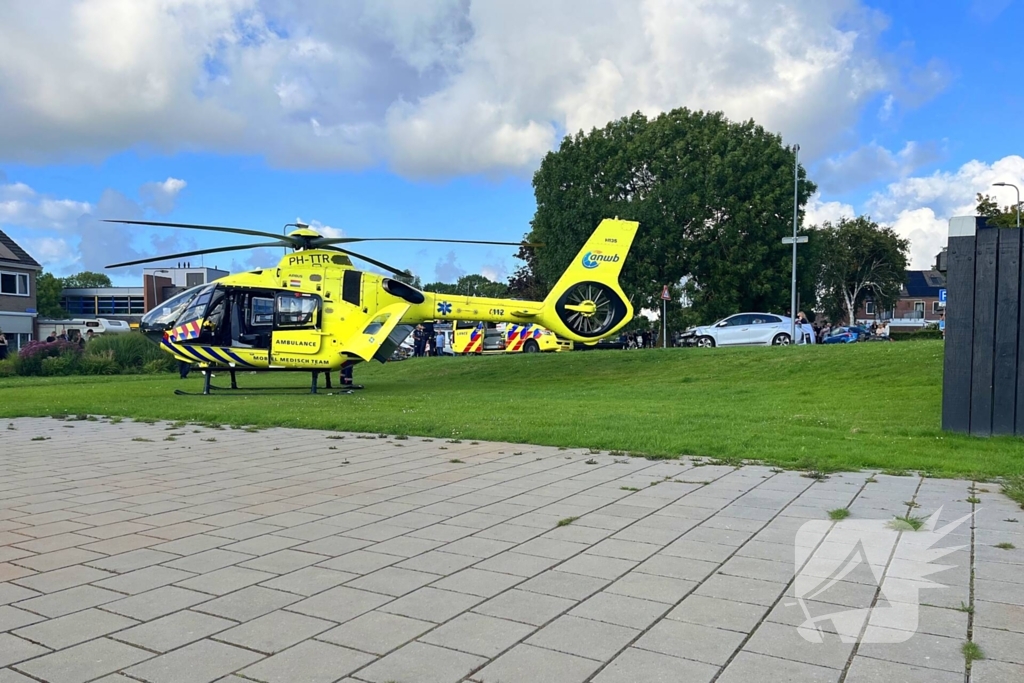 Brommerrijder zwaargewond bij aanrijding