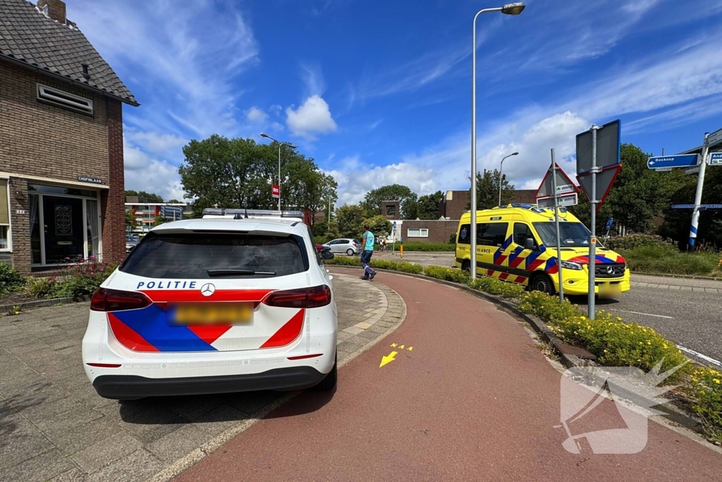 Voorrangsongeluk leidt tot gewonde fietser