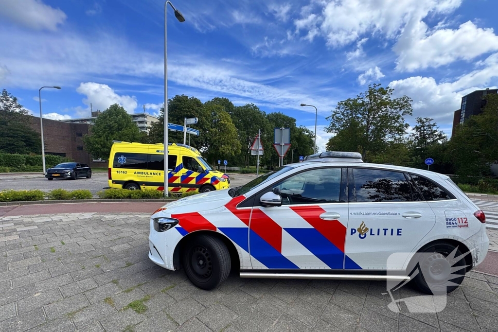 Voorrangsongeluk leidt tot gewonde fietser