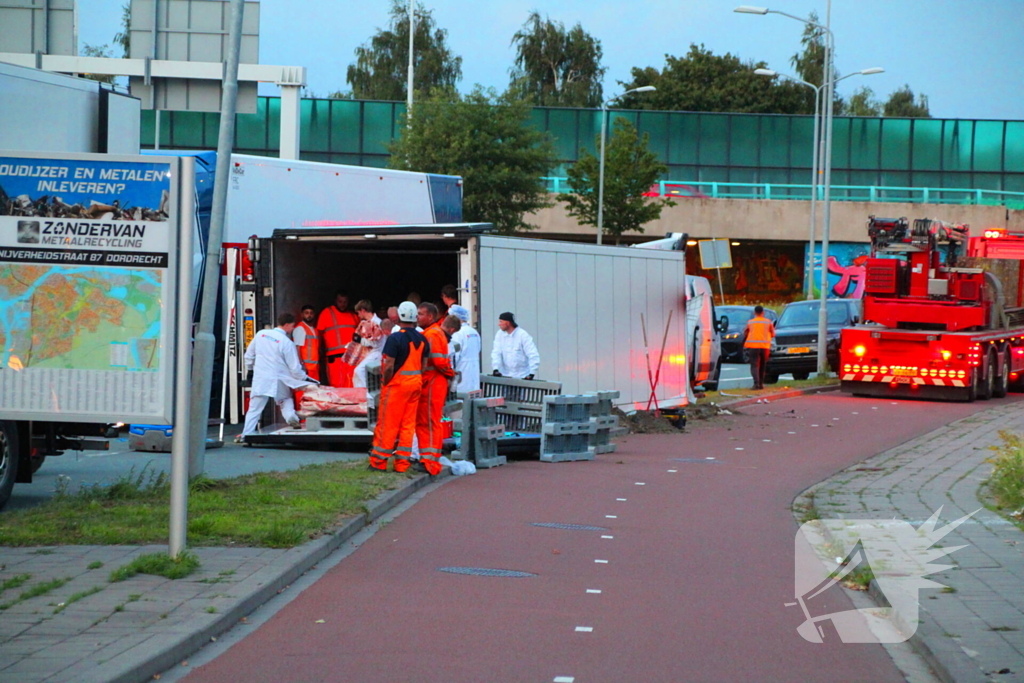 Vrachtwagen slaat om