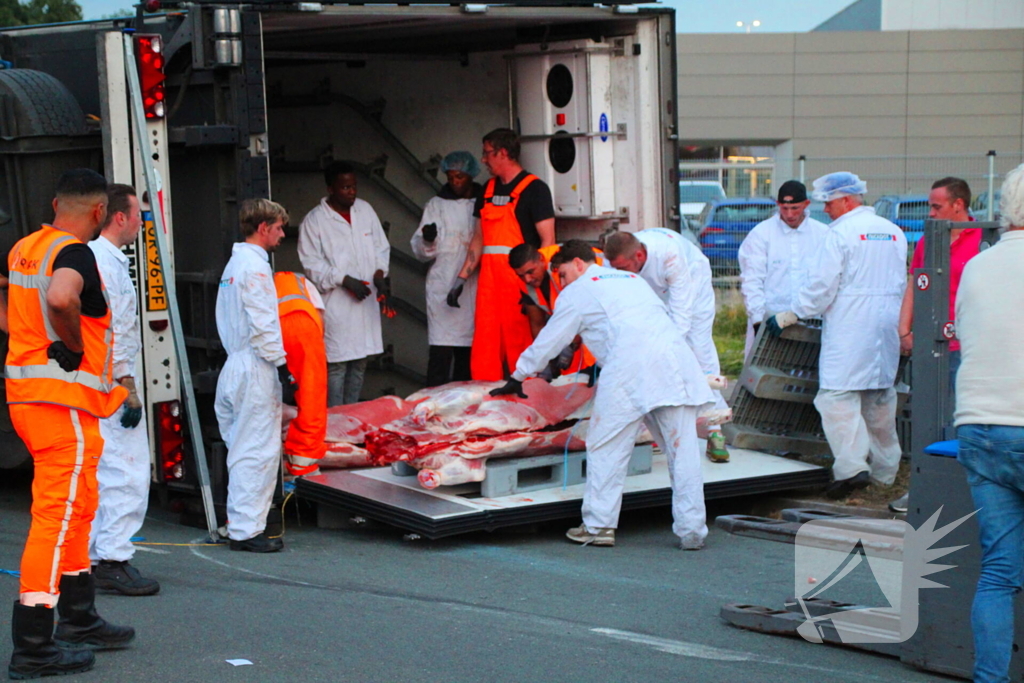 Vrachtwagen slaat om