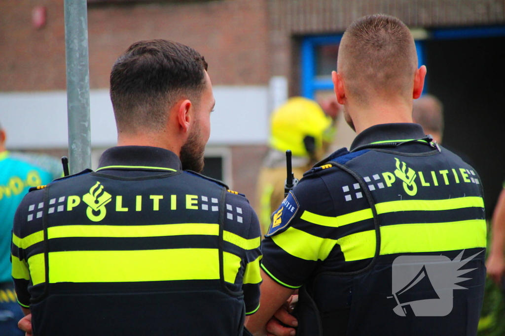 Flatwoningbrand met grote inzet hulpdiensten