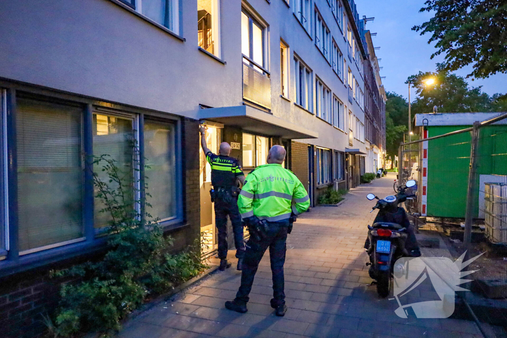 Explosie bij woning in appartementencomplex