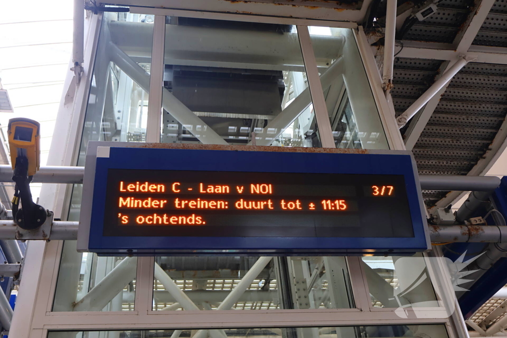 Defecte bovenleiding leidt tot grote vertragingen