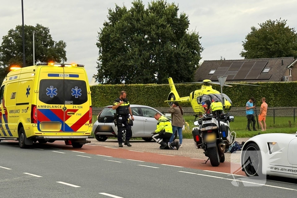 Fietser gewond na aanrijding met auto
