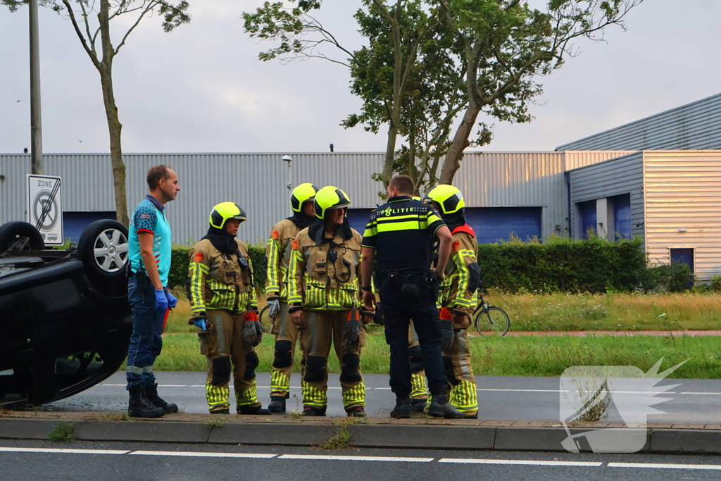 Auto uit de bocht bij ongeval