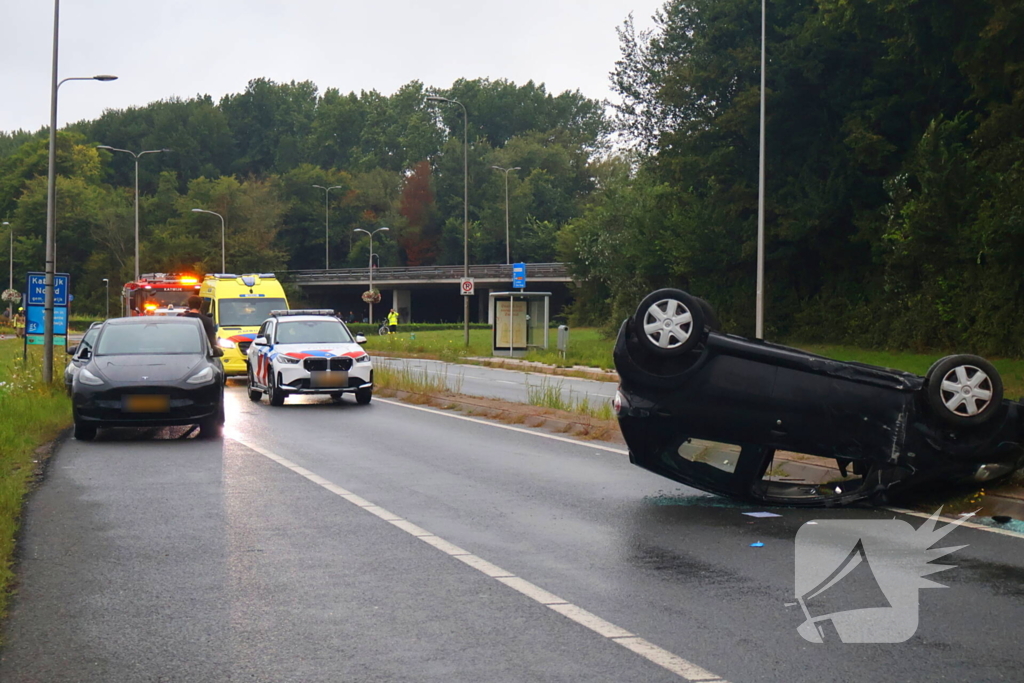 Auto uit de bocht bij ongeval