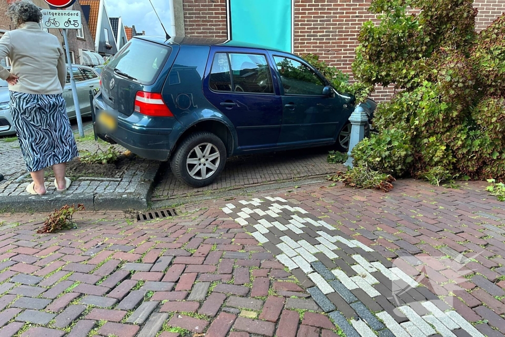 Auto ramt woning