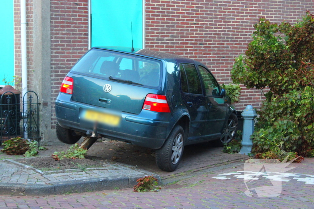 Auto ramt woning