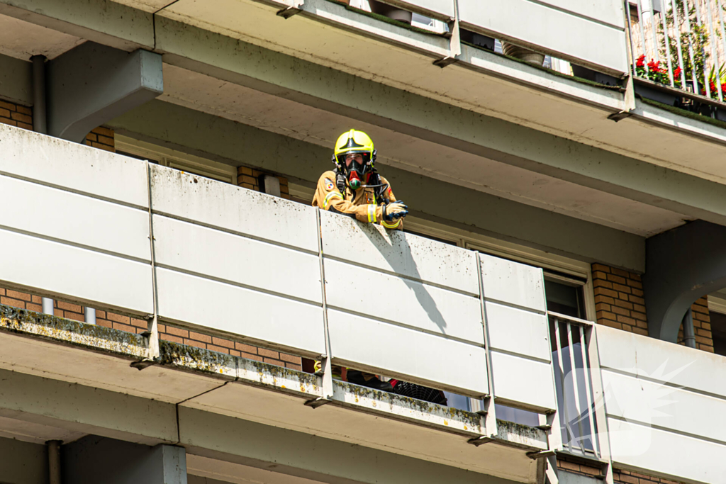 Woningbrand met grote schade na uitslaande brand