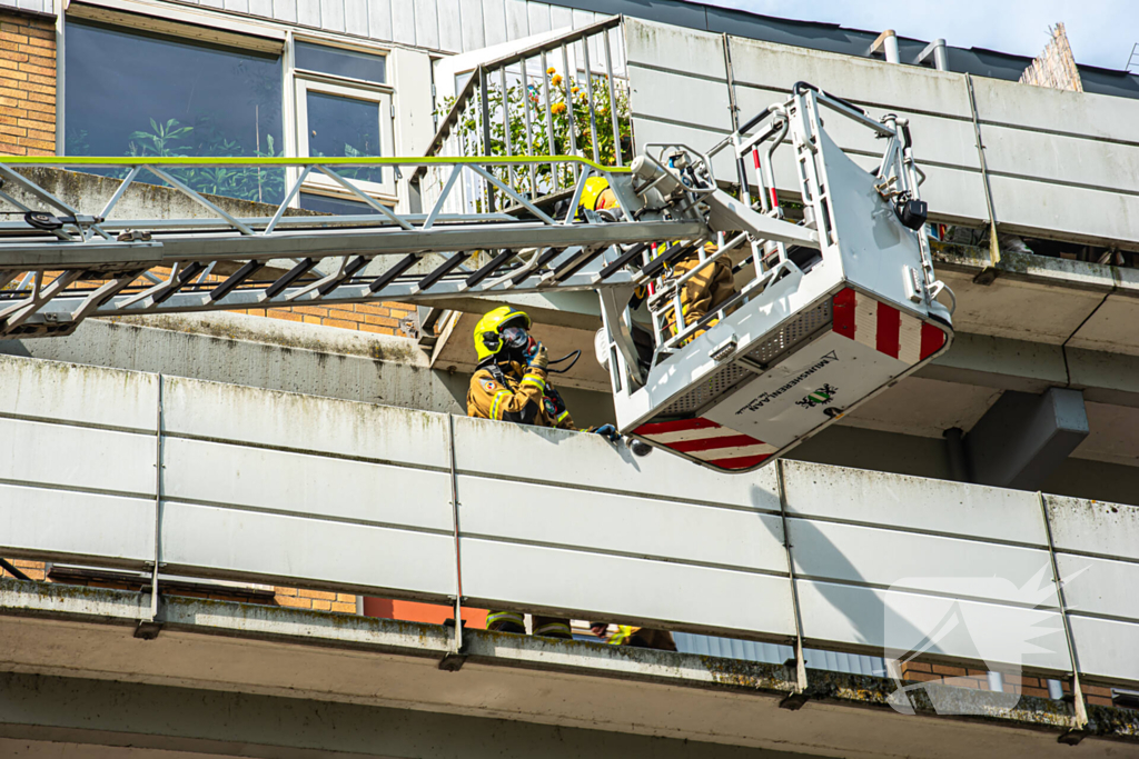 Woningbrand met grote schade na uitslaande brand