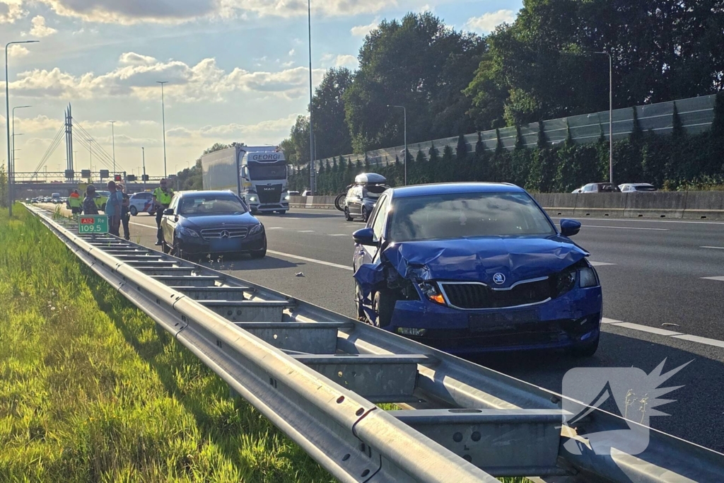 Gevluchte bestuurder na botsing op snelweg door politiehelikopter gevonden