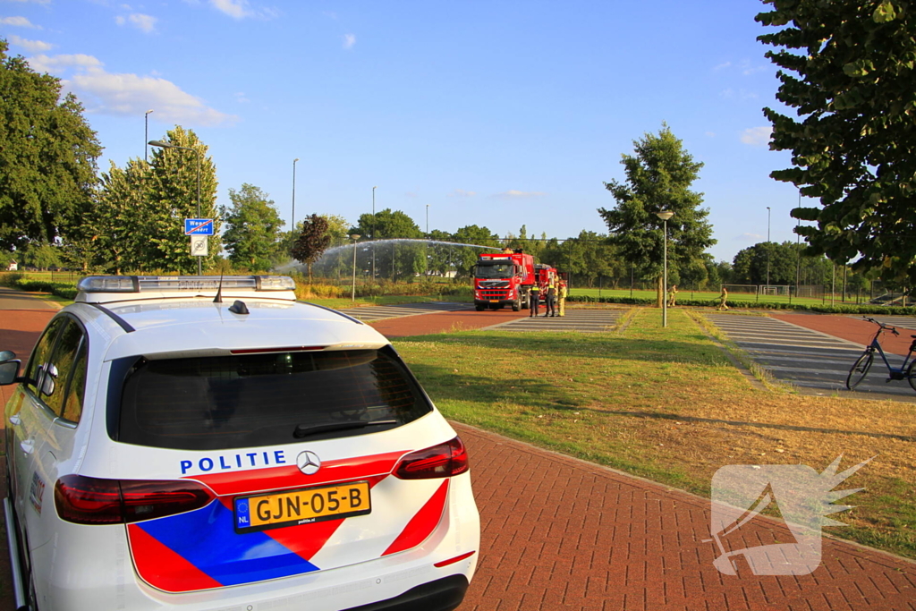 Brand in berm leidt tot rookontwikkeling