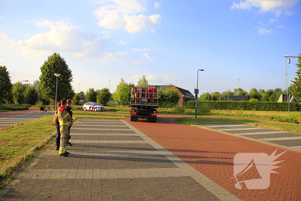 Brand in berm leidt tot rookontwikkeling