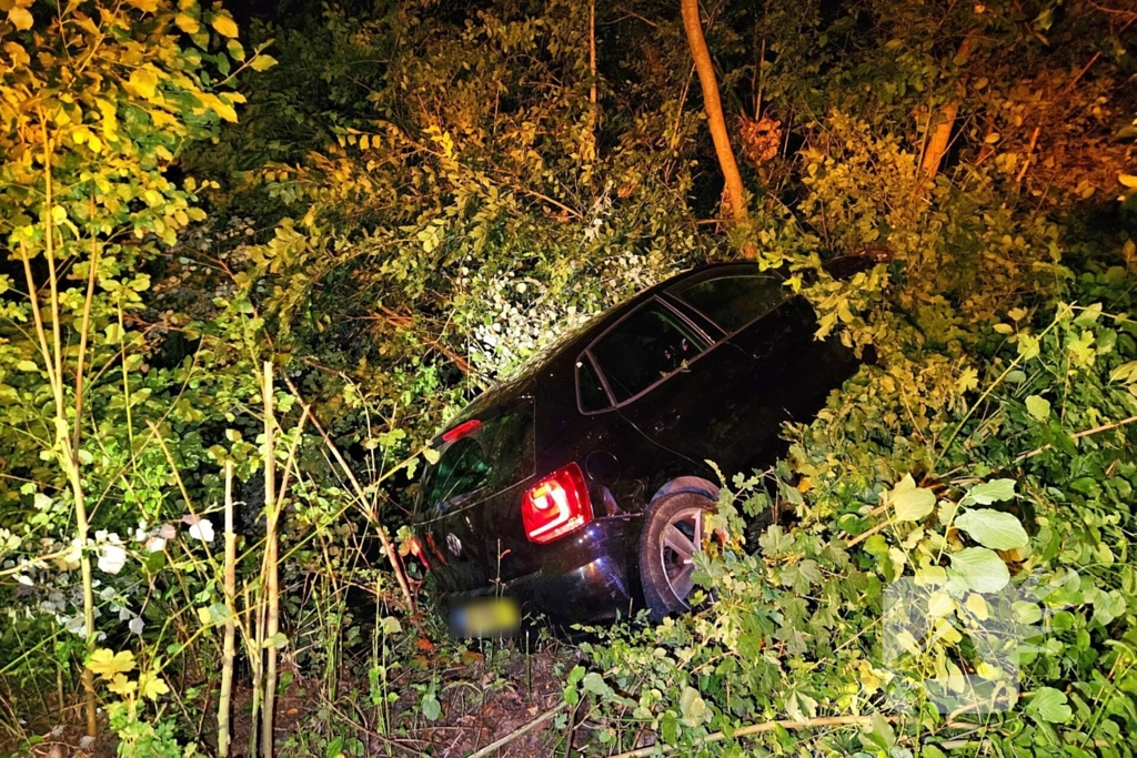 Achtervolging eindigt met schade aan voertuig