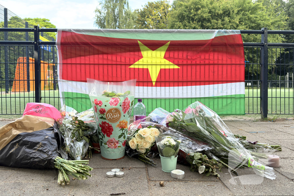 Bloemenzee voor omgekomen tiener