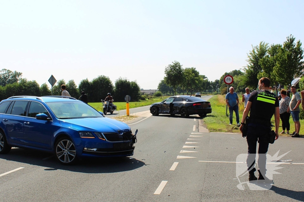 Verkeersbord geraakt door ongeluk