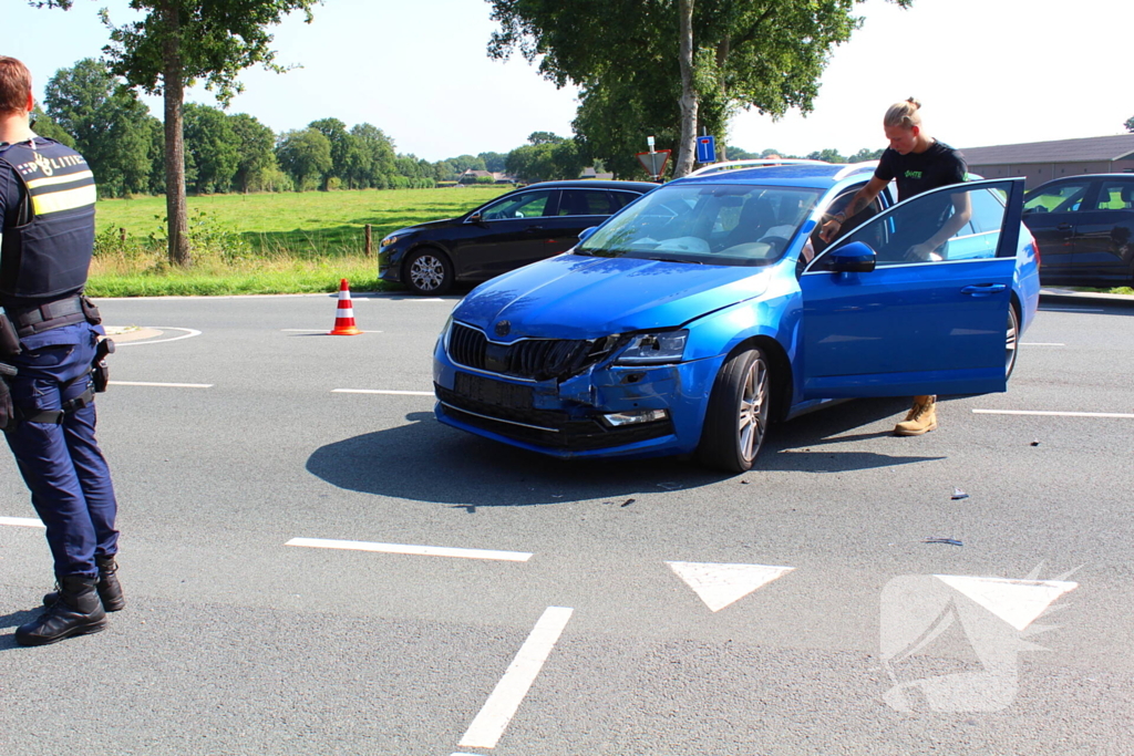 Verkeersbord geraakt door ongeluk