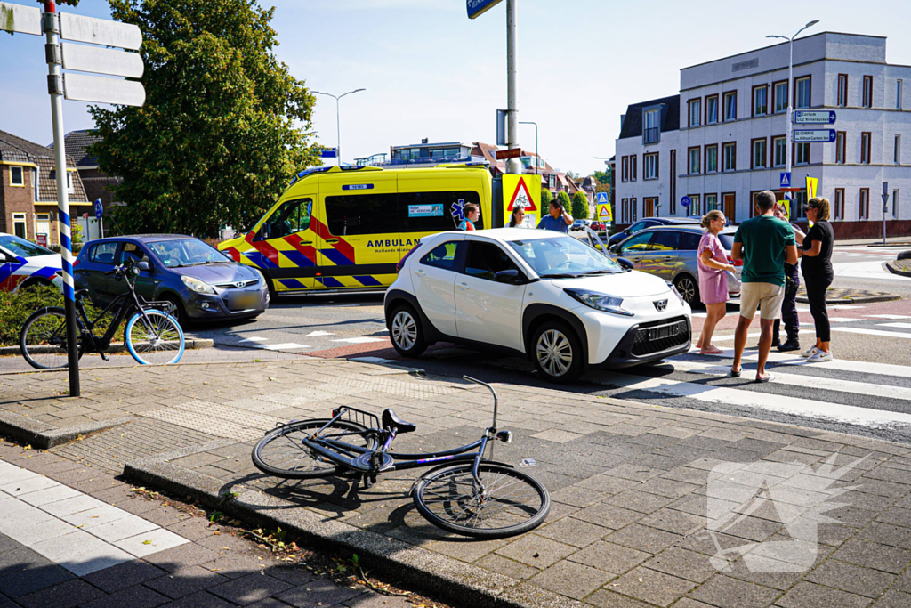 Fietser aangereden op rotonde