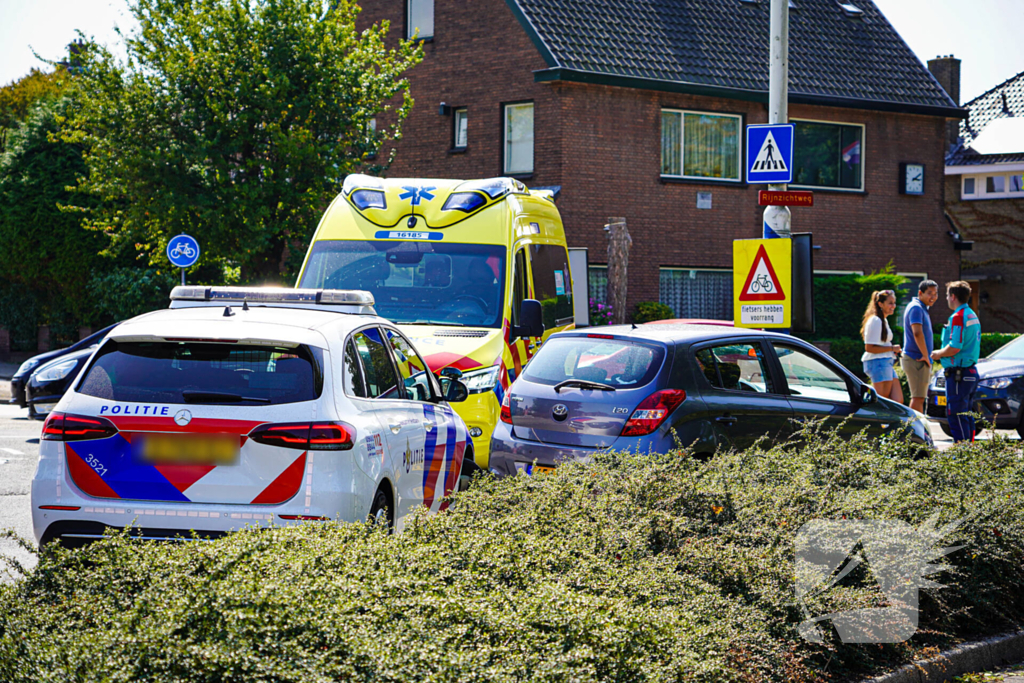 Fietser aangereden op rotonde