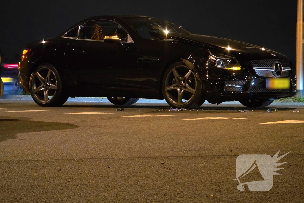 Persoon nagekeken na auto-ongeluk