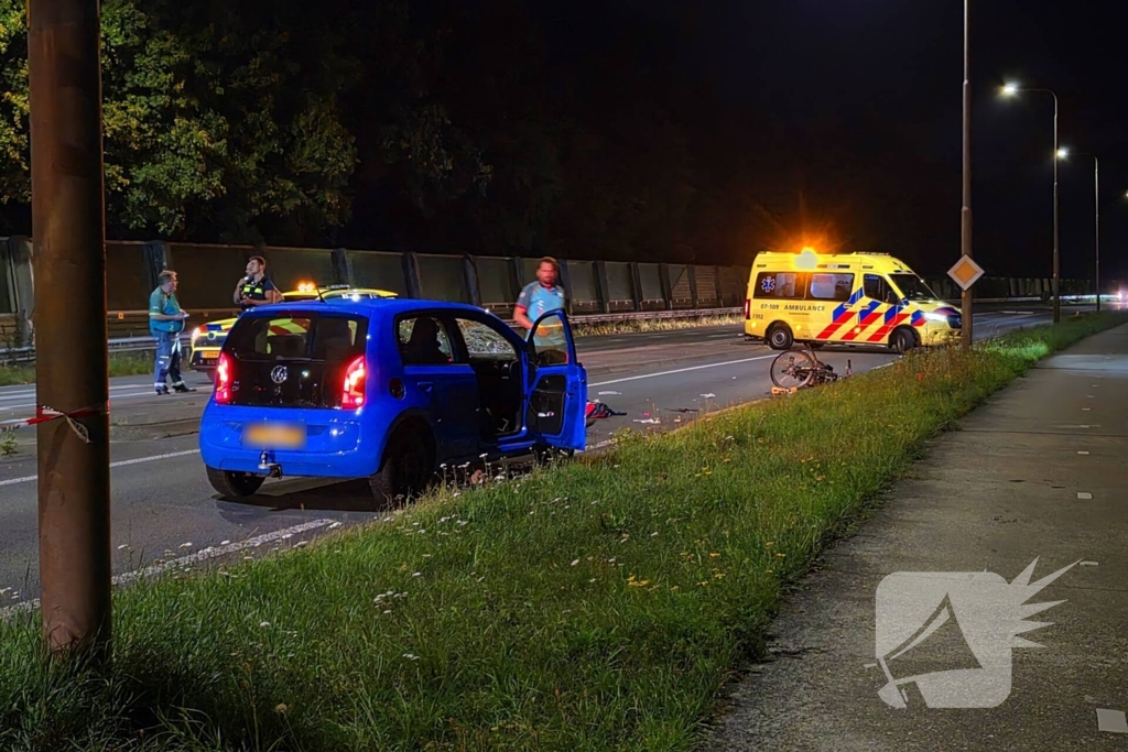 Fietser zwaargewond bij aanrijding
