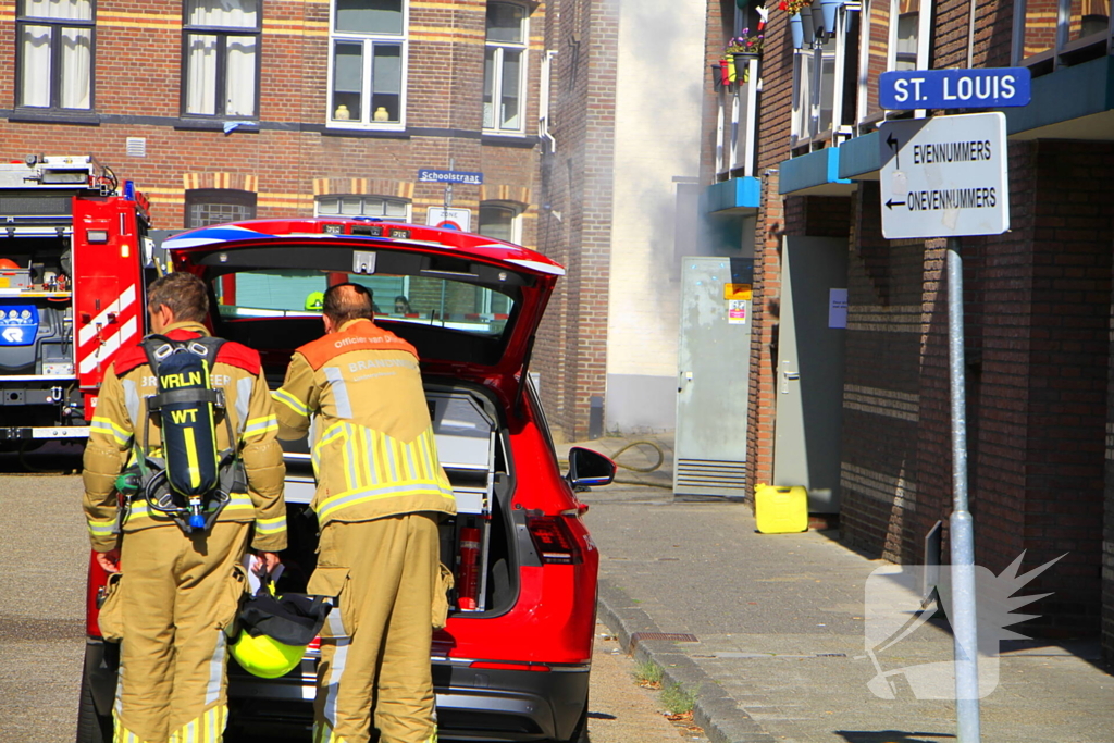 Bewoners geëvacueerd na brand