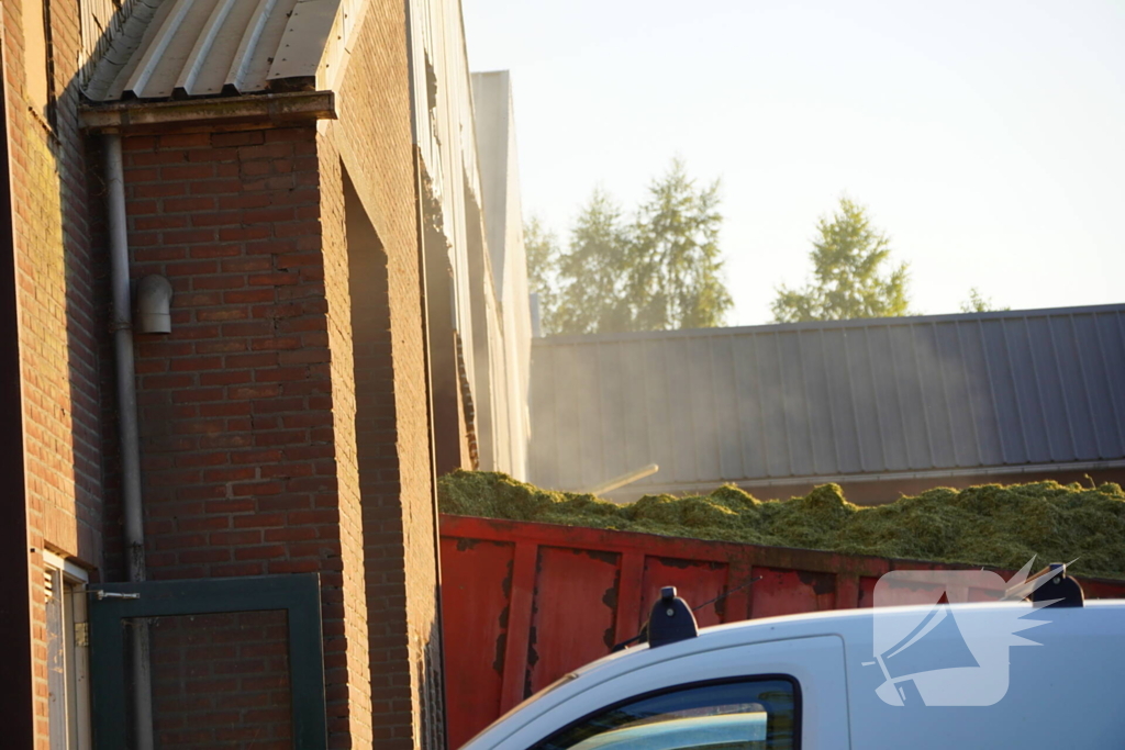 Meerdere brandweer eenheden ingezet bij brand grasdrogerij