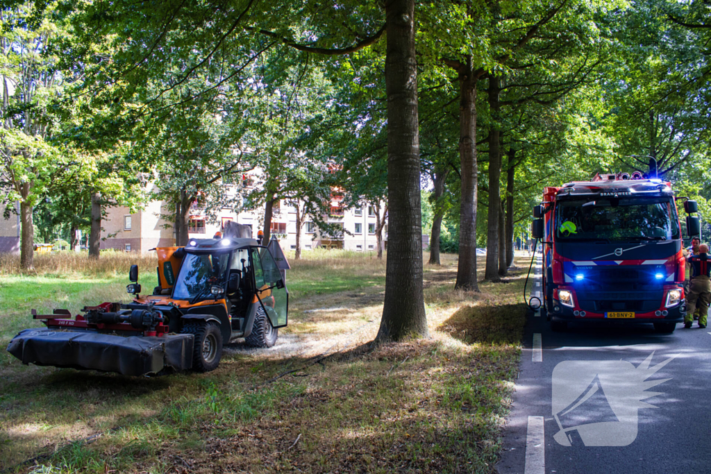 Grasmaaier veroorzaakt brand tijdens werkzaamheden