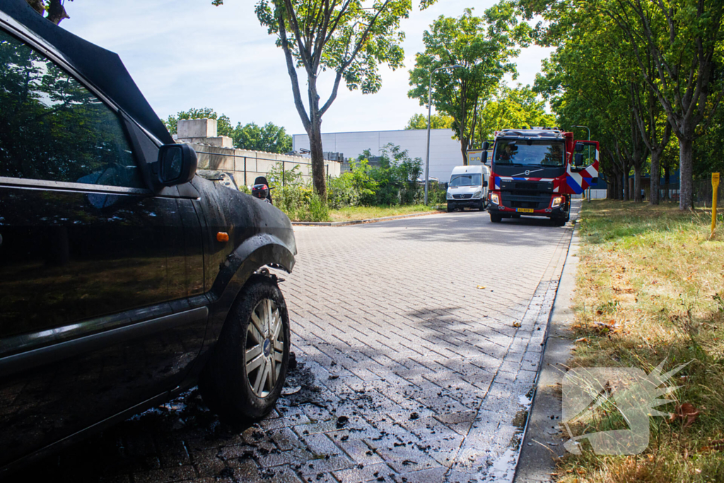 Brand in auto tijdens slepen