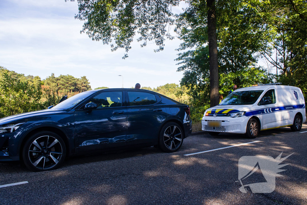 Lantarenpaal omver gereden