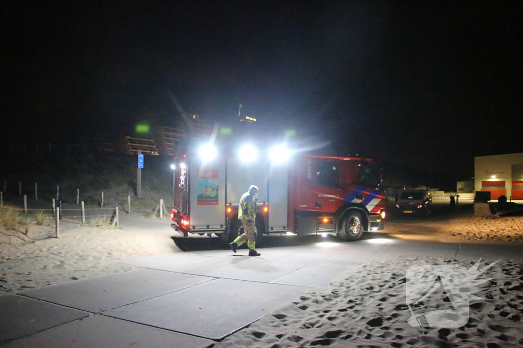 Twee aanhoudingen na brandstichting bij strandtent
