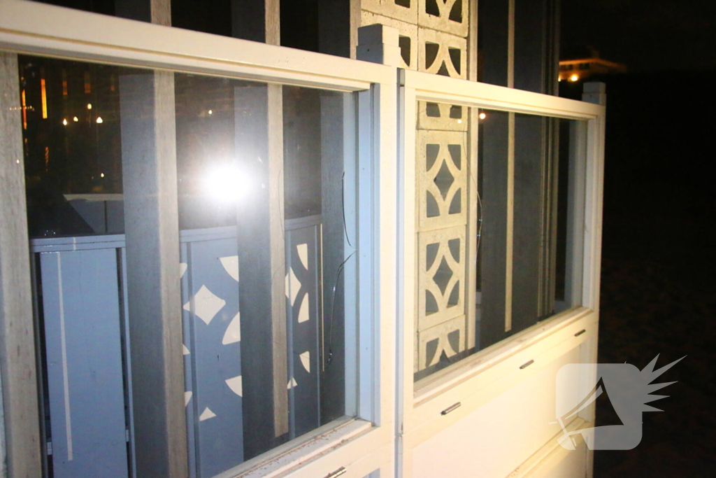 Twee aanhoudingen na brandstichting bij strandtent