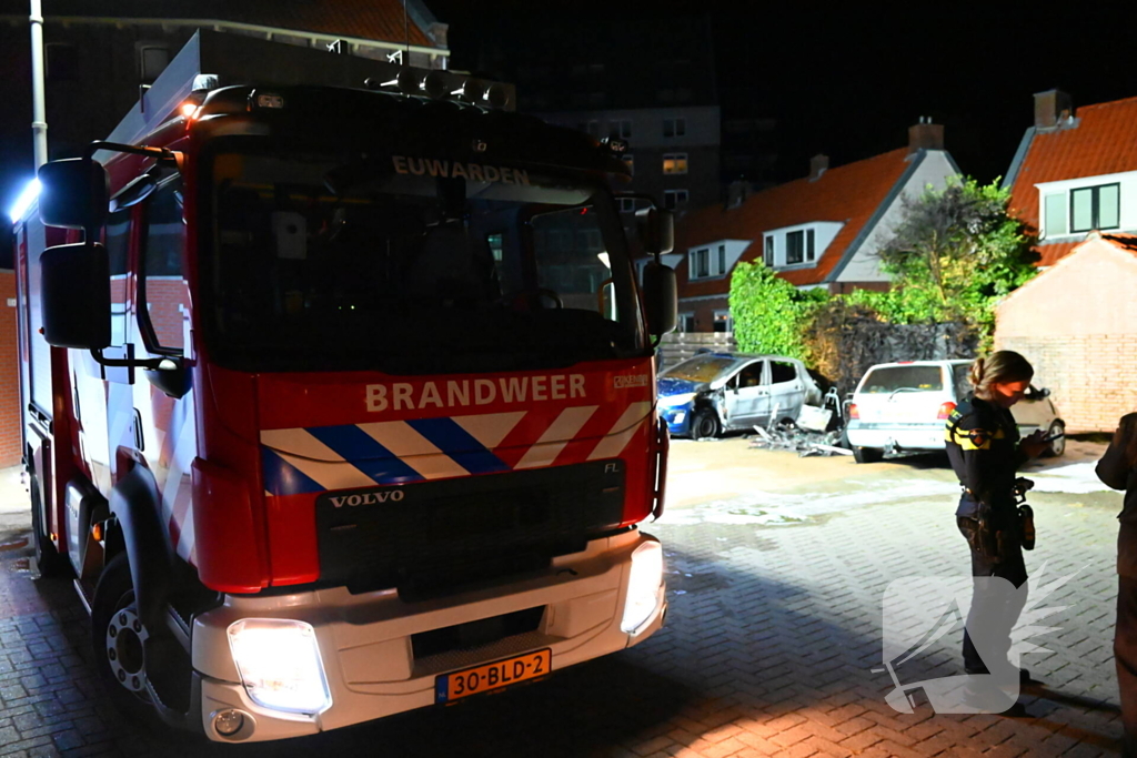 Auto's in vlammen op