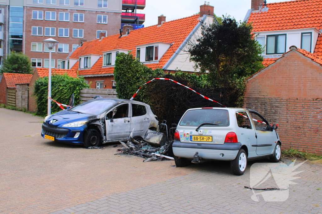 Auto's in vlammen op