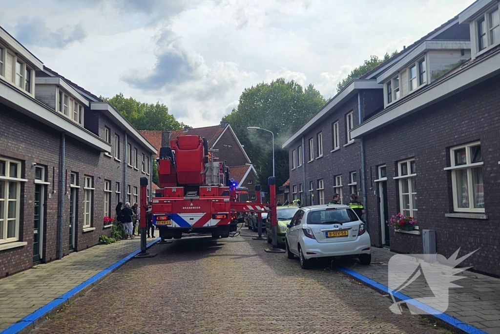 Woningbrand leidt tot grootschalige inzet